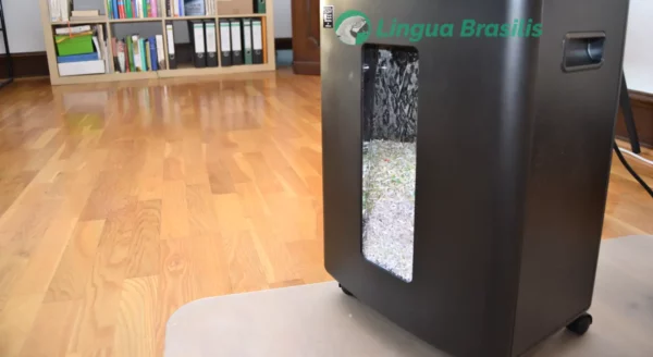 Paper shredder for extra confidentiality in managing translation buyers‘ data